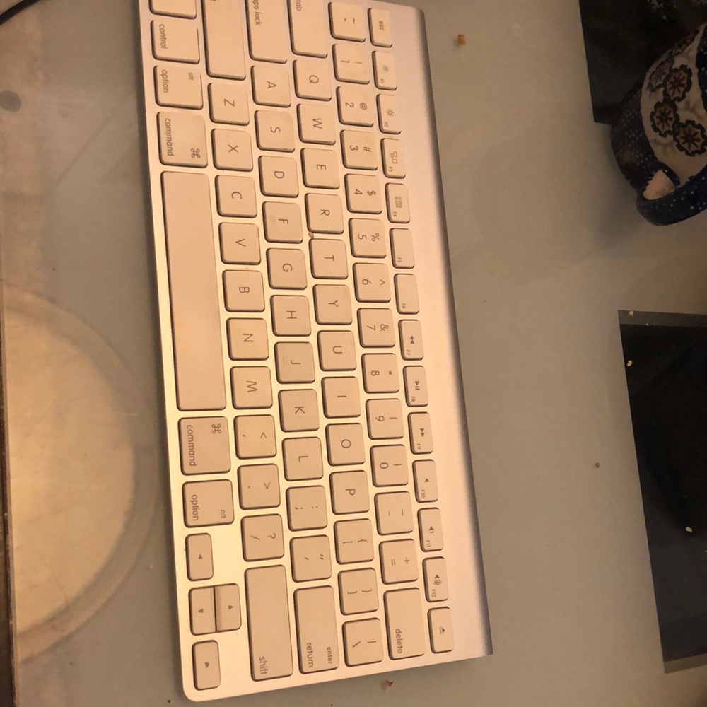 Apple Bluetooth keyboard for computer Mac silver aluminum